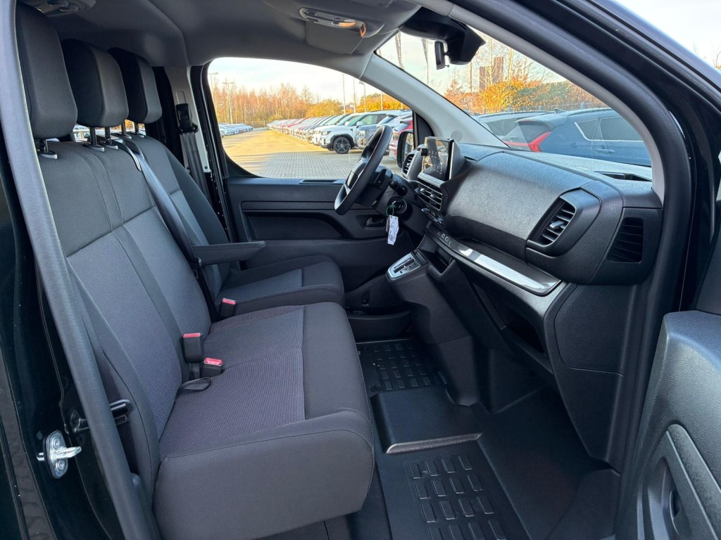 OPEL Vivaro Kombi XL 2.0 Diesel Automatik 177 PS - ref: 7-52808 - Photo 10