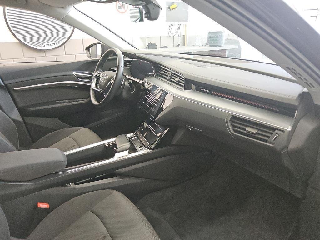 AUDI E-Tron S-Line 50 - ref: 7-52837 - Photo 6