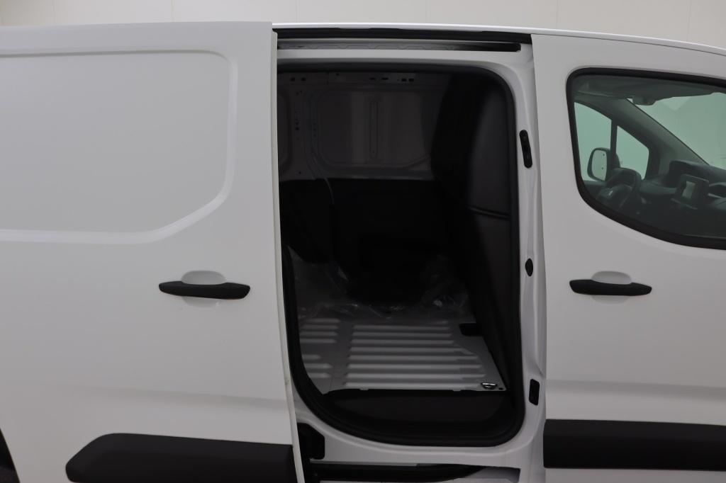PEUGEOT Partner Maat M 50 kWh 136 hp - ref: 7-52864 - Photo 12