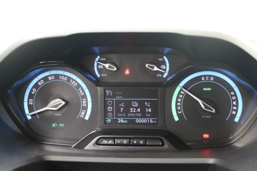 PEUGEOT Partner Maat M 50 kWh 136 hp - ref: 7-52864 - Photo 19