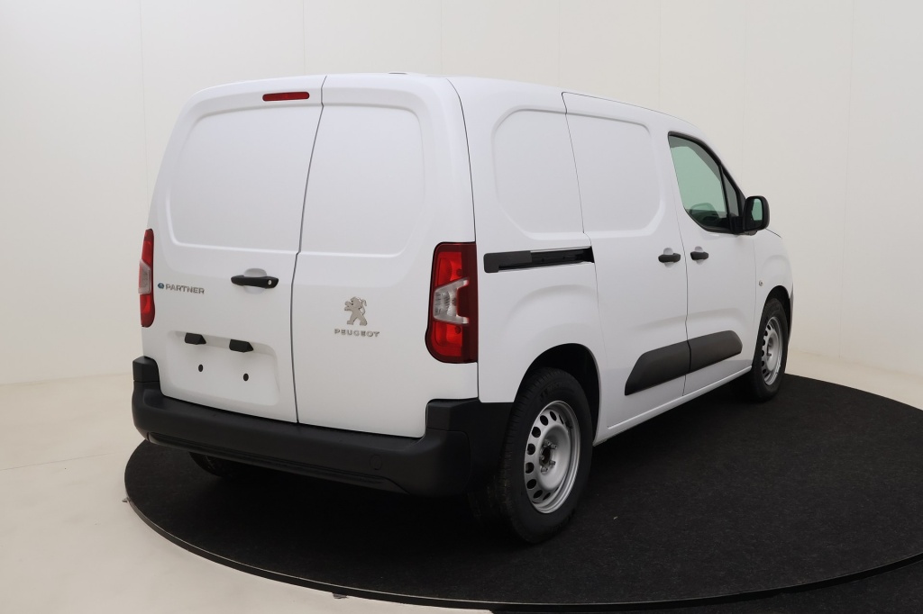 PEUGEOT Partner Maat M 50 kWh 136 hp - ref: 7-52864 - Photo 6