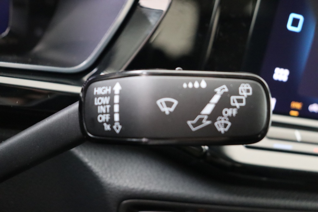 VOLKSWAGEN Caddy Style SWB 5pl 1.5 TSI 115 hp DSG 7 - ref: 7-52906 - Photo 18