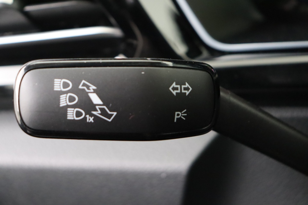 VOLKSWAGEN Caddy Maxi Style 5pl eHybrid 115 hp DSG 6 - ref: 7-52923 - Photo 18