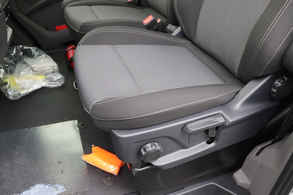 VOLKSWAGEN Transporter T7 Fourgon 3500 mm 2.0 TDI 150 hp Aut.8 - ref: 7-53069 - Photo 15