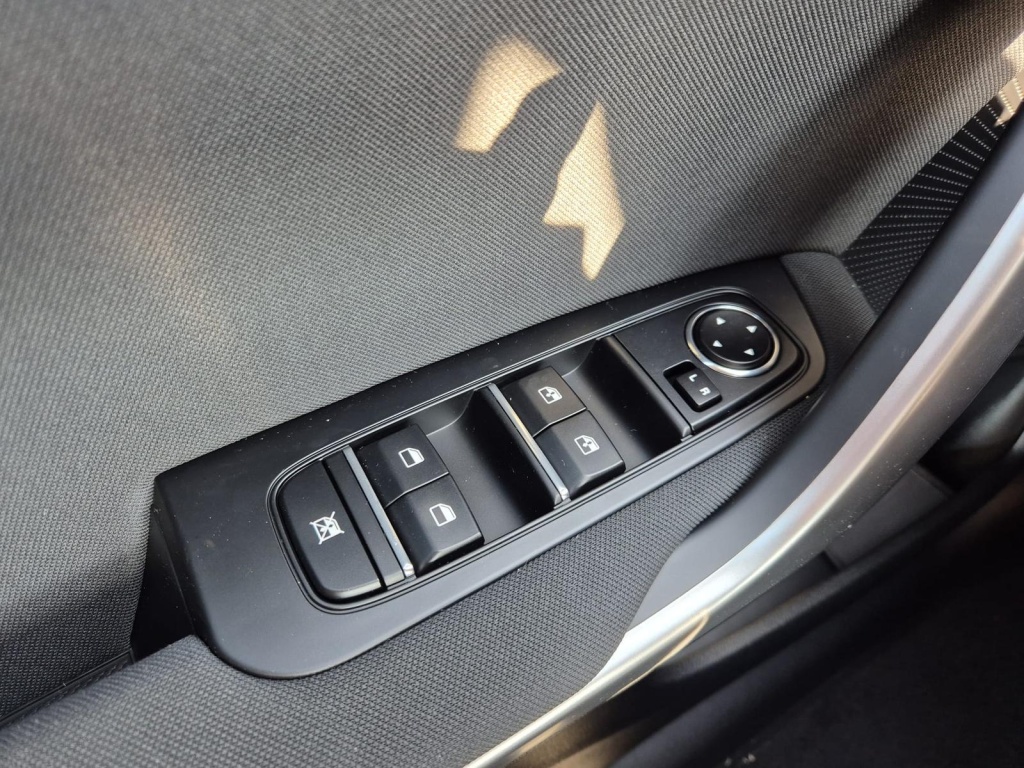 KIA Ceed SW Vision 1.5 Gasoline 140hp - ref: 7-53100 - Photo 10