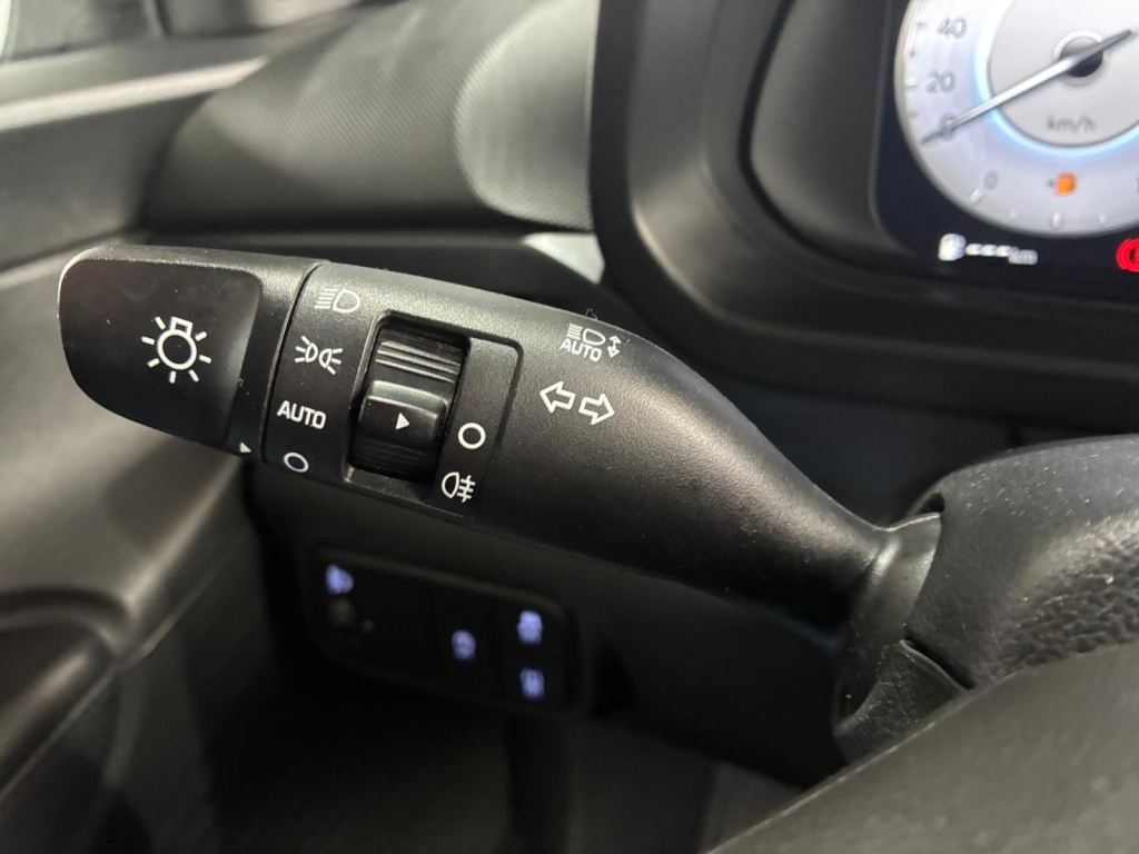 HYUNDAI i20 Comfort 1.0L T-GDI - ref: 7-54017 - Photo 18