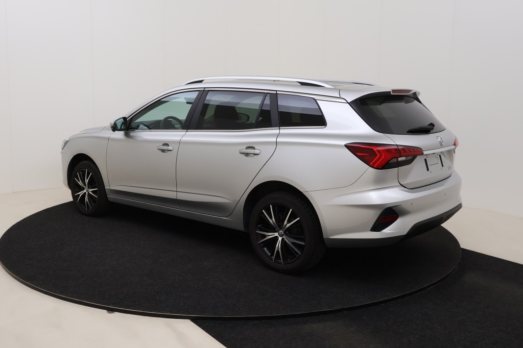 MG MG5 Luxury 61 kWh FWD - ref: 7-54231 - Photo 8