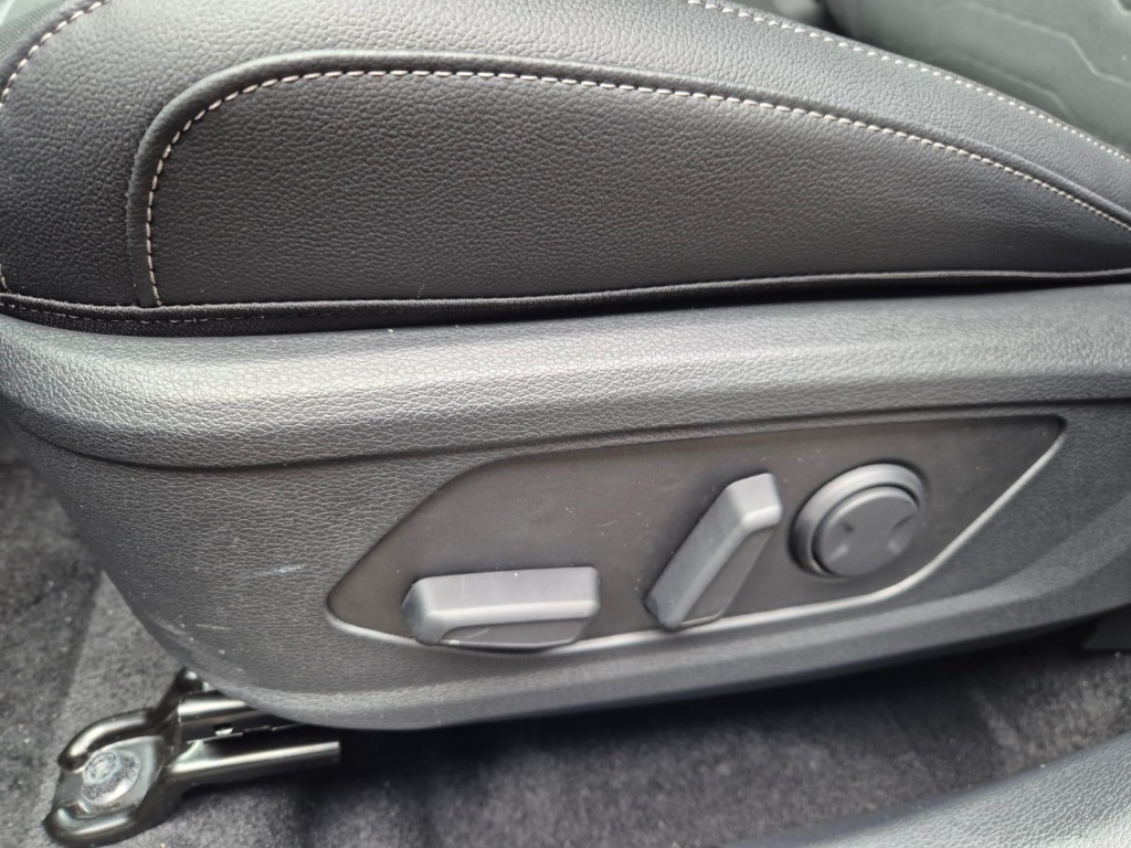 KIA Sportage 1.6 Gasoline 150hp - ref: 7-54233 - Photo 14