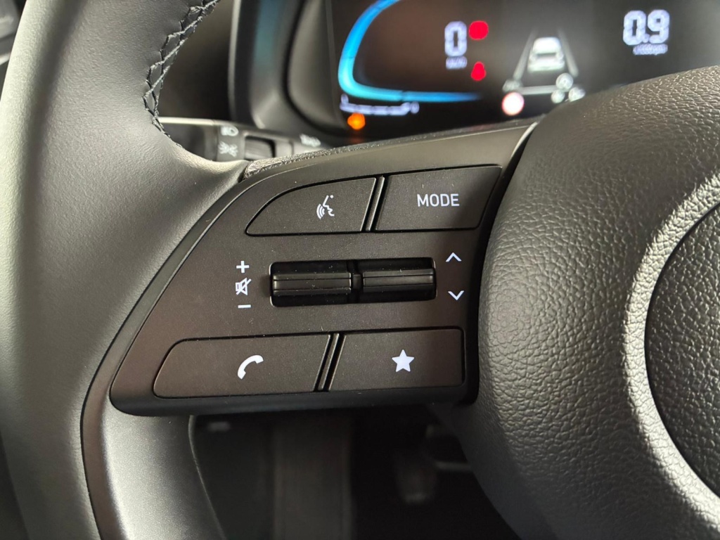 HYUNDAI i20 Comfort+ 1.0L T-GDI (Turbo) 6-speed manual - ref: 7-54250 - Photo 17