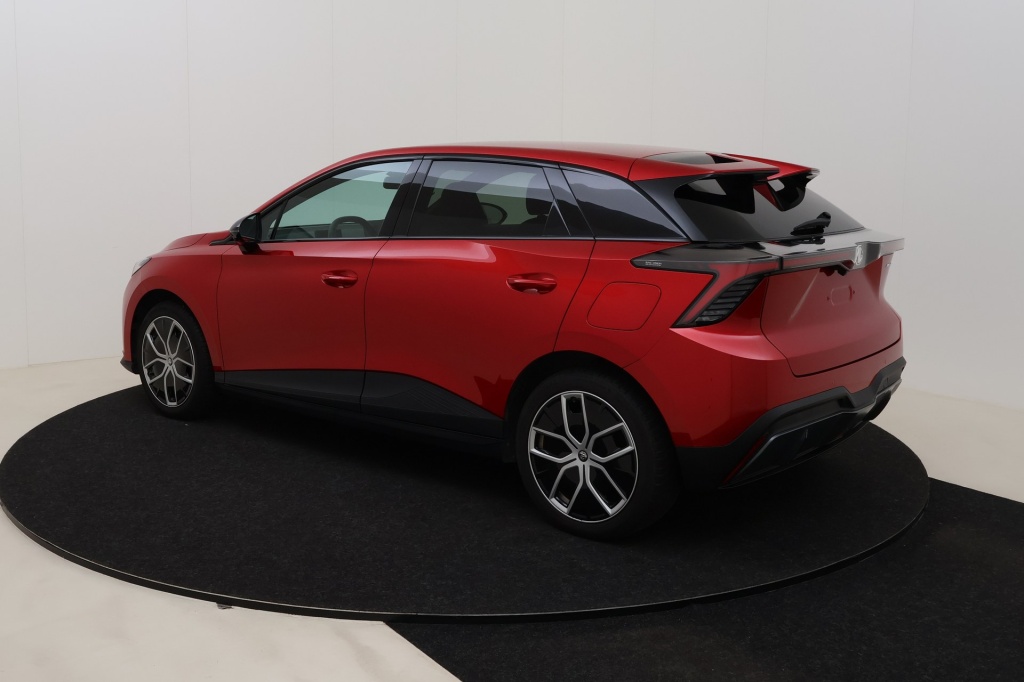 MG MG4 Luxury 64 kWh 204 hp - ref: 7-54570 - Photo 8