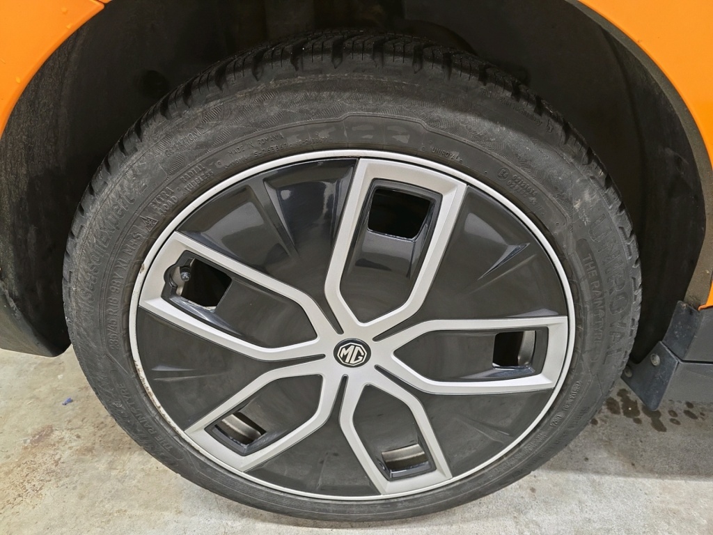 MG MG4 Luxury 64 kWh 204 hp - ref: 7-54572 - Photo 15