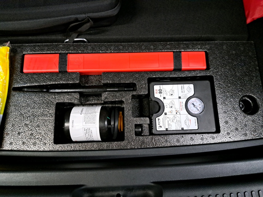 MG MG4 Luxury 64 kWh 204 hp - ref: 7-54581 - Photo 9