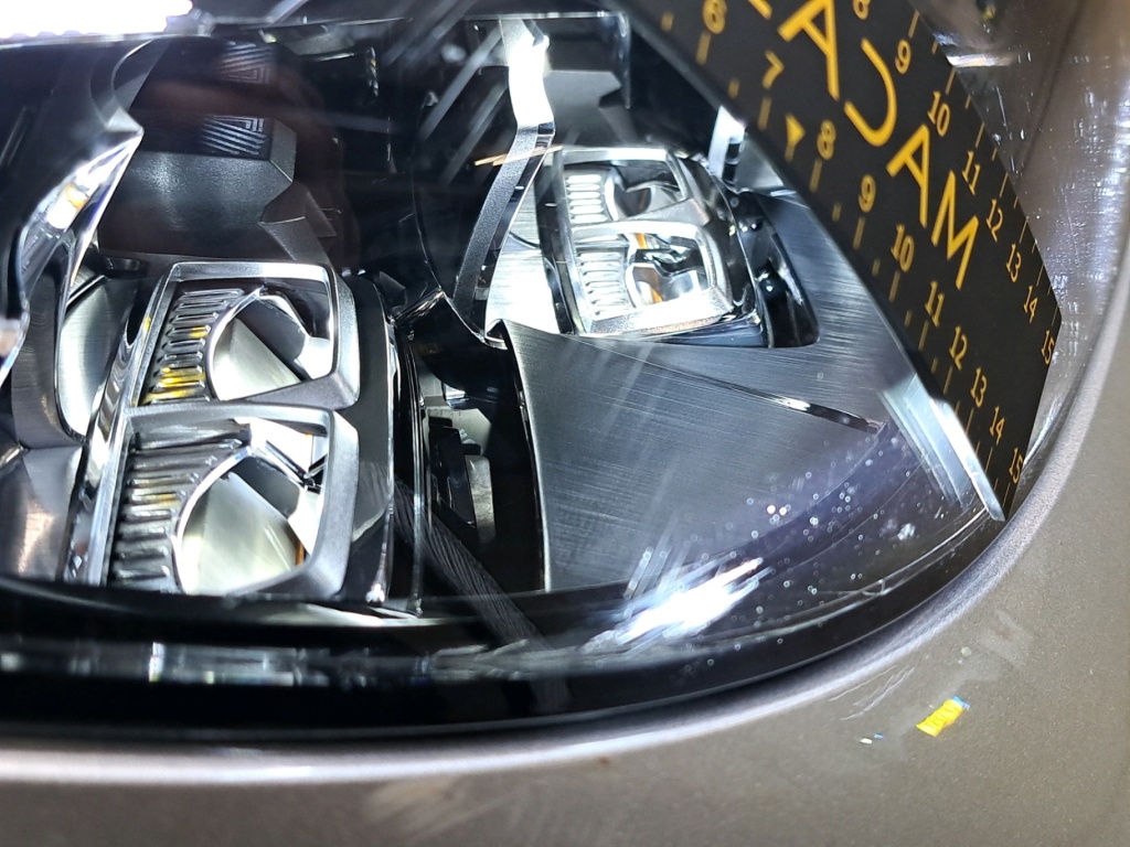 MG MG4 Luxury 64 kWh 204 hp - ref: 7-54582 - Photo 12