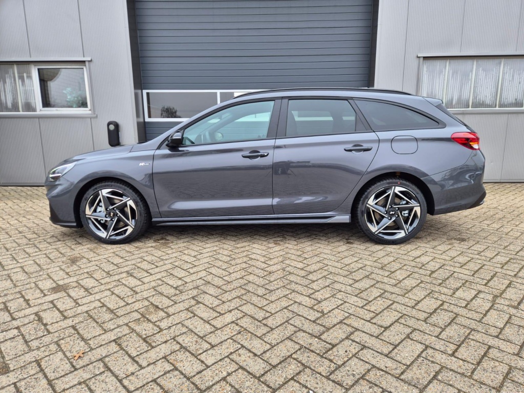 HYUNDAI i30 N-Line 1.6 Gasoline 150hp - ref: 7-54612 - Photo 2