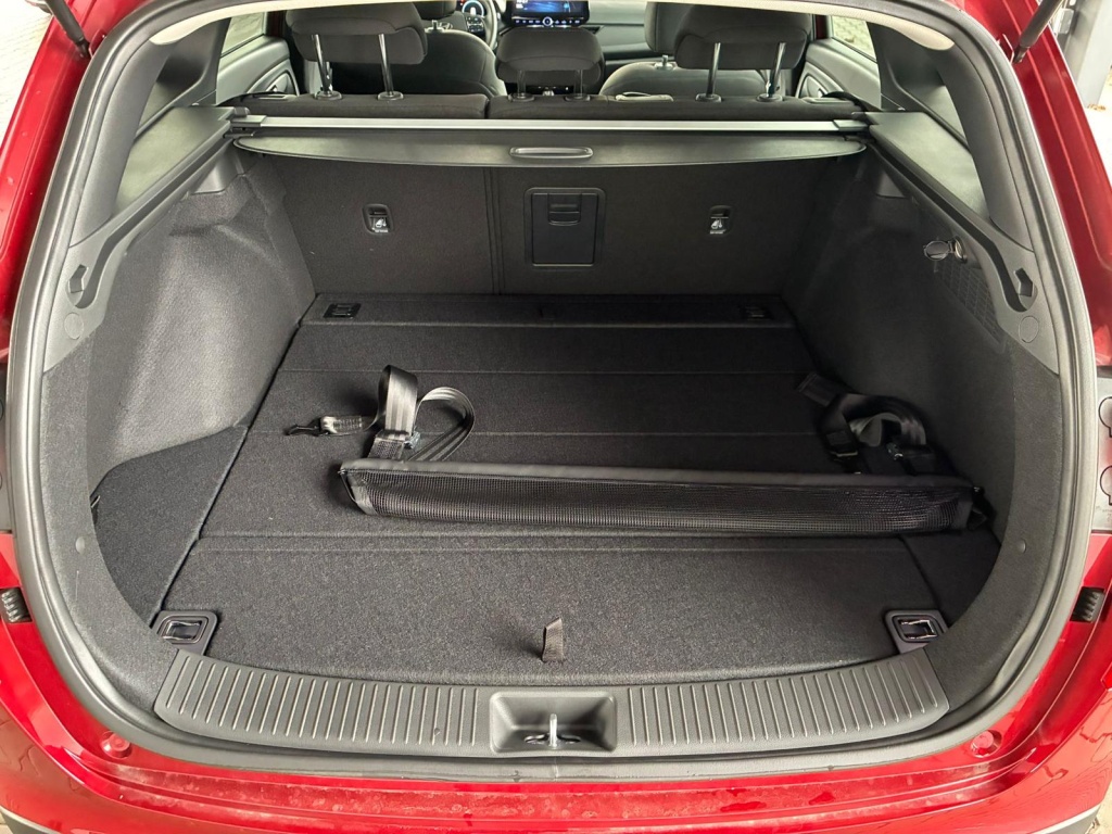 HYUNDAI i30 Style 1.5 T-GDI mHEV 140 PS - ref: 7-54620 - Photo 8