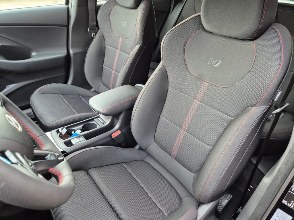 HYUNDAI i30 N-Line 1.6 Gasoline 150hp - ref: 7-54693 - Photo 11