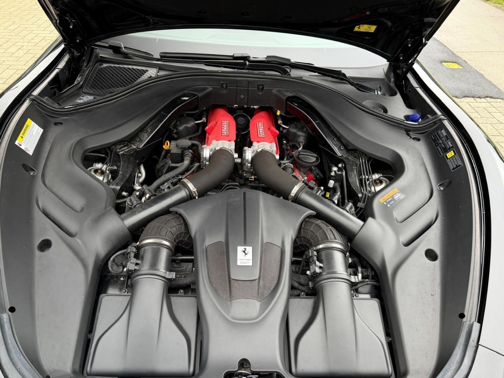 FERRARI Roma 3,9 V8 620 hp - ref: 7-54725 - Photo 17