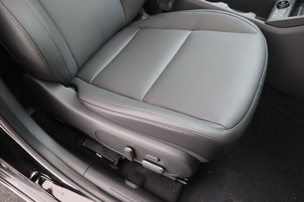 HYUNDAI Kona Shine 17