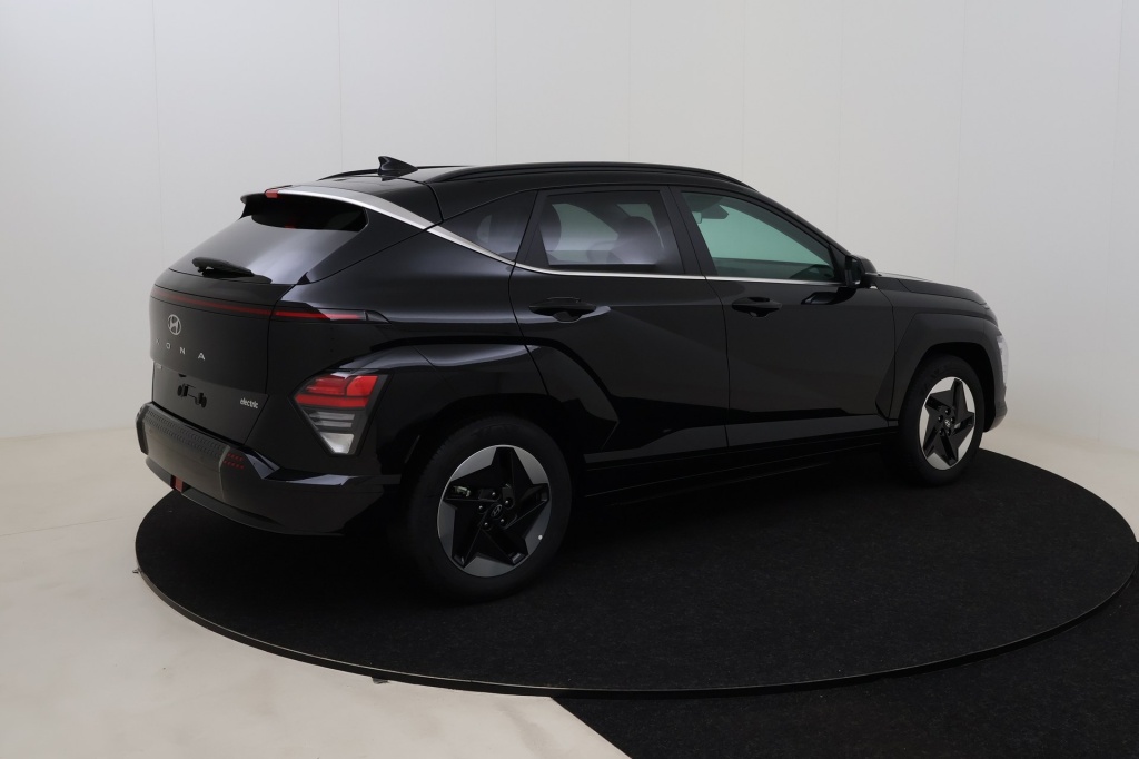 HYUNDAI Kona Shine 17