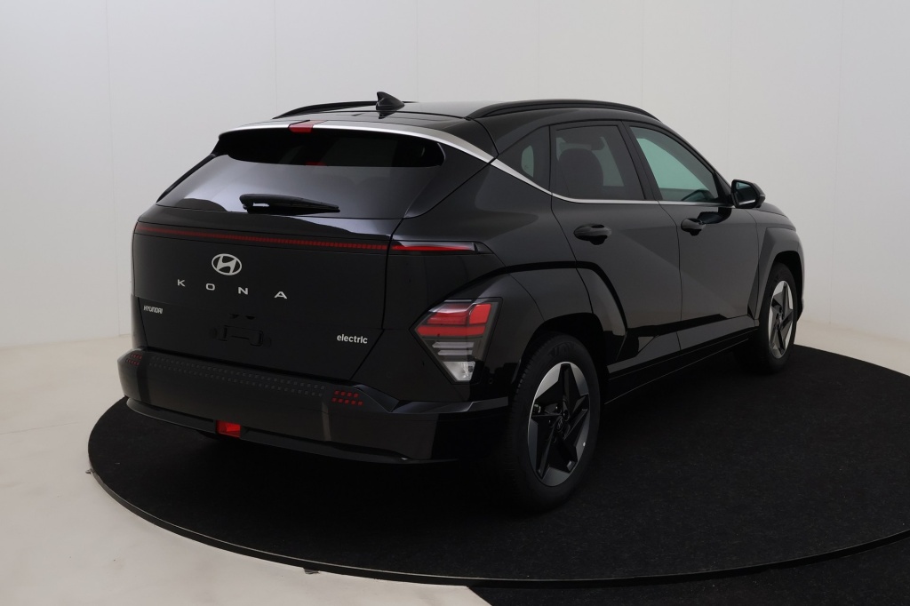 HYUNDAI Kona Shine 17
