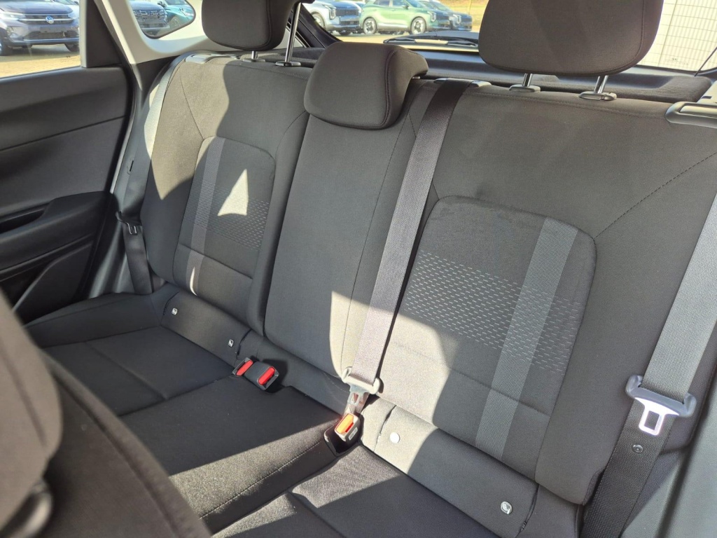 HYUNDAI i20 1.0 Gasoline 90hp - ref: 7-54857 - Photo 12