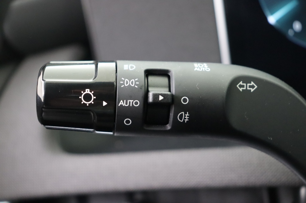 HYUNDAI Tucson Shine Sensation 1.6 T-GDi HEV 239 hp 6AT - ref: 7-55026 - Photo 17