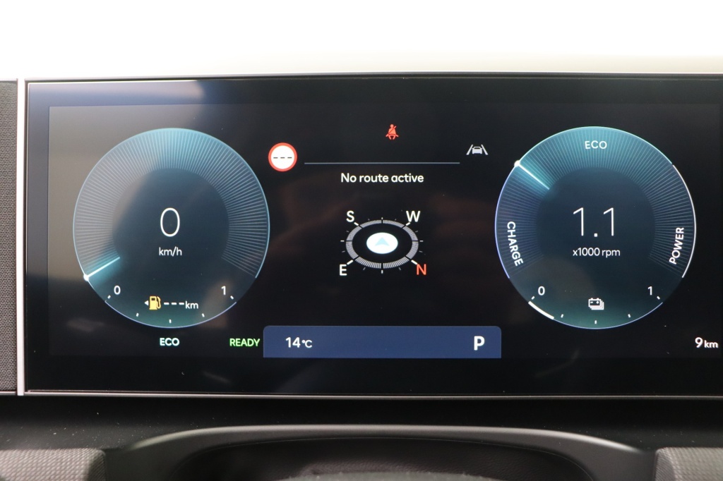 HYUNDAI Tucson Shine Sensation 1.6 T-GDi HEV 239 hp 6AT - ref: 7-55026 - Photo 20