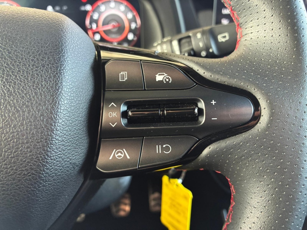 HYUNDAI i20 N-Line 1.2L MPI - ref: 7-55078 - Photo 17