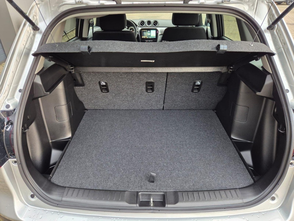 SUZUKI Vitara Comfort+ 1.4 Gasoline 110hp 4x4 - ref: 7-55171 - Photo 9