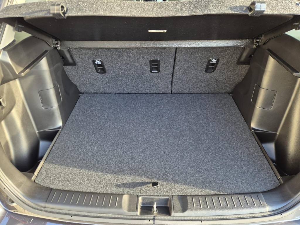 SUZUKI Vitara Comfort+ 1.4 Gasoline 110hp - ref: 7-55174 - Photo 9