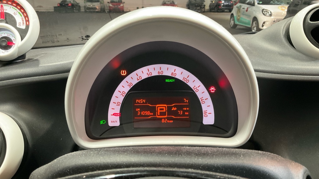 SMART EQ Forfour EQ Elektro 82hp - ref: 7-55269 - Photo 5