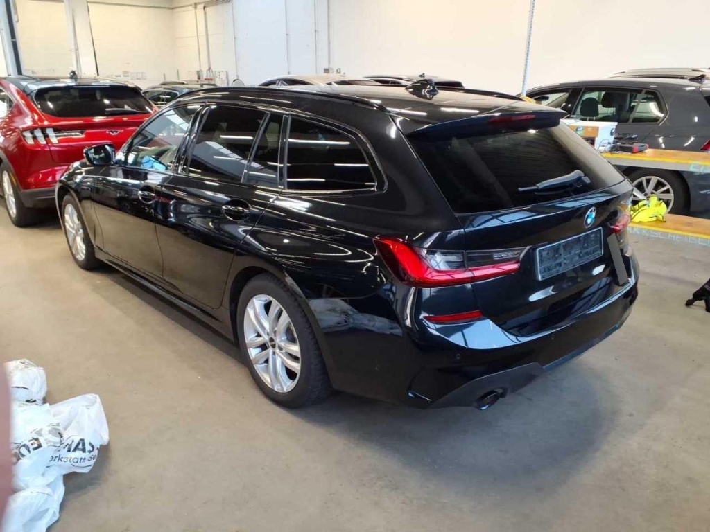 BMW Serie 3 3er - 320 e M Sport (EURO 6d)(OPF) 2.0 Plugin Hybrid (Benzin) 163hp - ref: 7-55270 - Photo 4