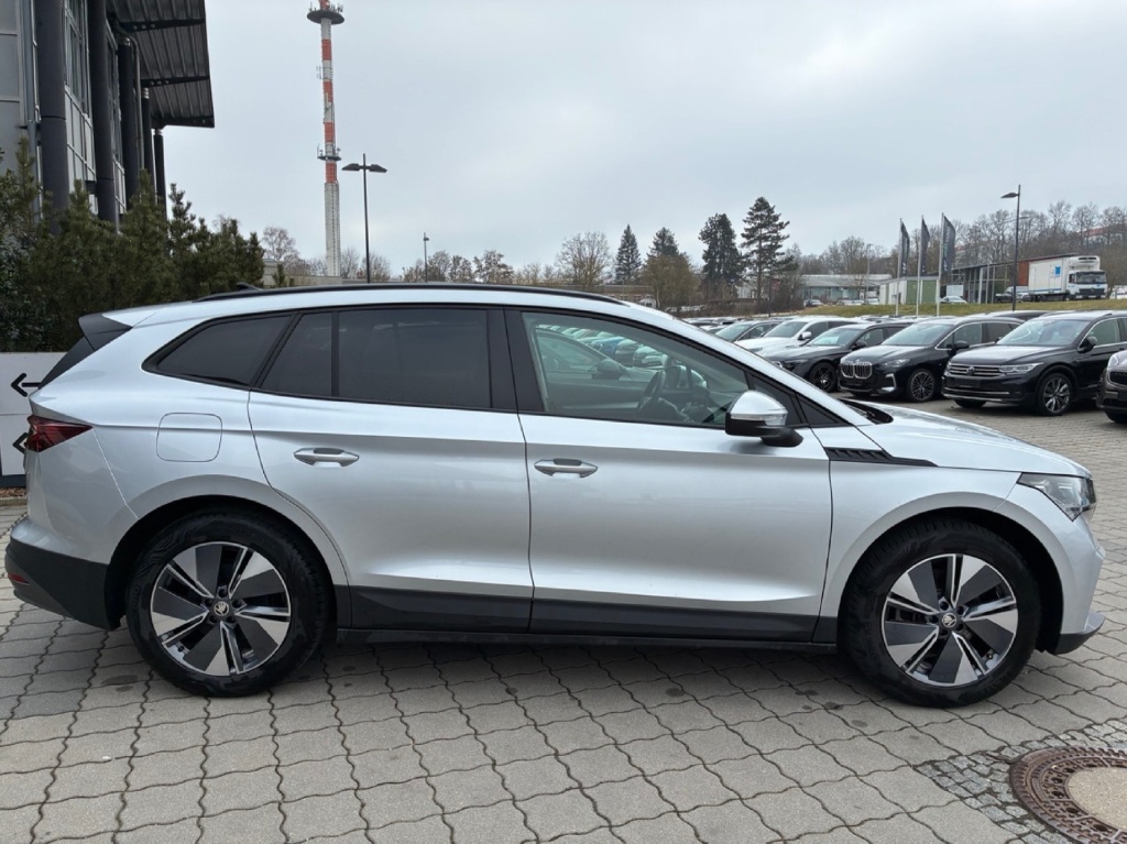 SKODA Enyaq Enyaq iV 60 Loft Elektro 180hp - ref: 7-55273 - Photo 4