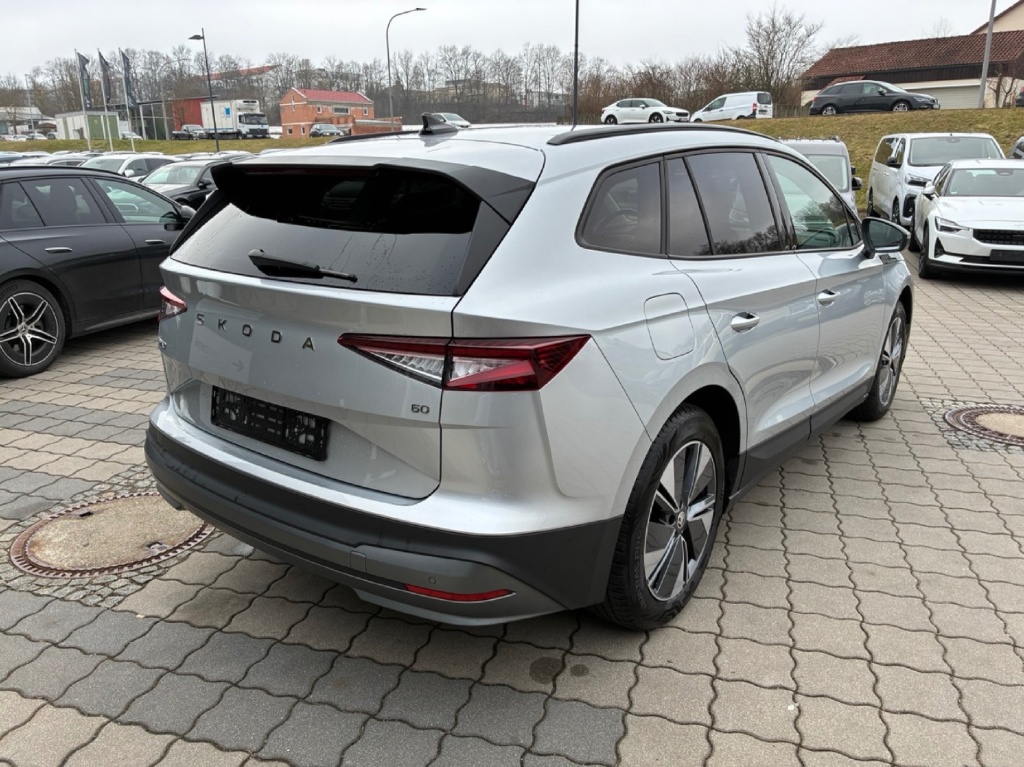 SKODA Enyaq Enyaq iV 60 Loft Elektro 180hp - ref: 7-55273 - Photo 5