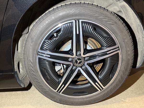 MERCEDES EQE AMG-Line 350 - ref: 7-55274 - Photo 20