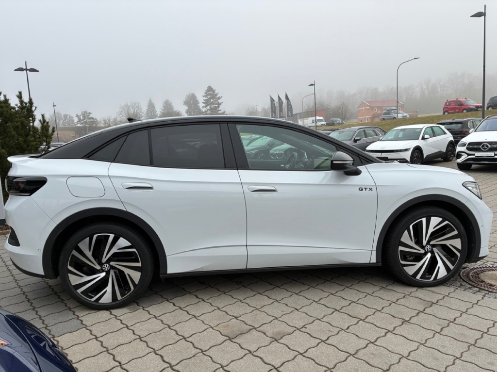 VOLKSWAGEN ID.5 GTX Elektro 299hp - ref: 7-55279 - Photo 8