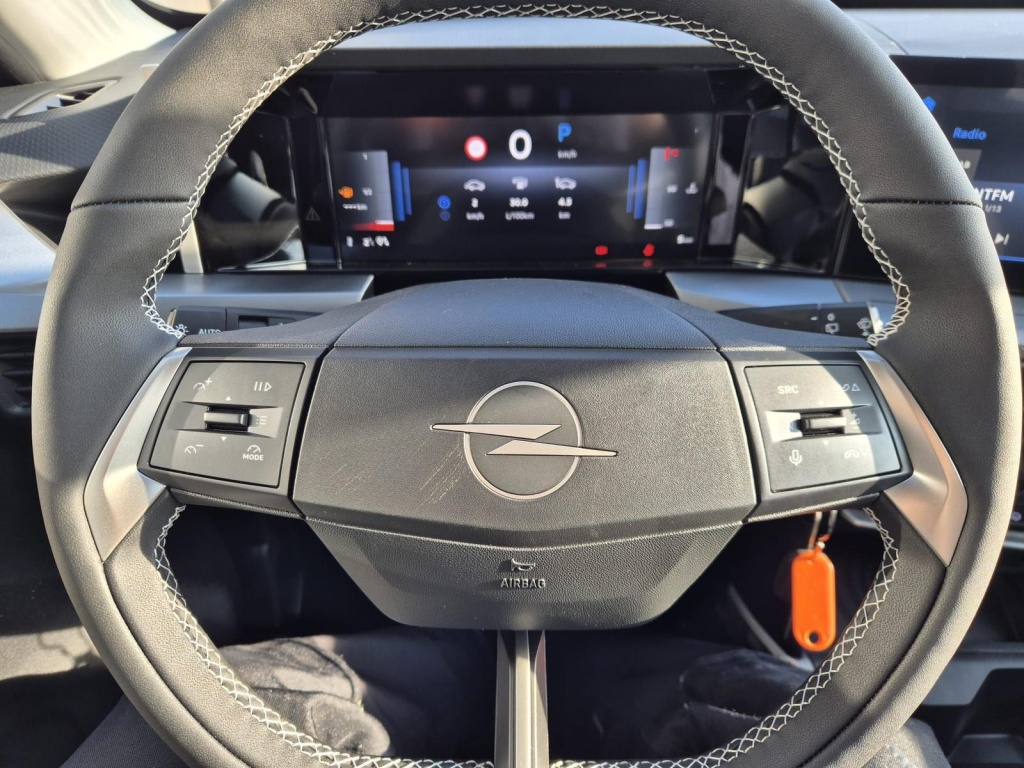 OPEL Frontera GS 1.2 Gasoline 146hp - ref: 7-55396 - Photo 16