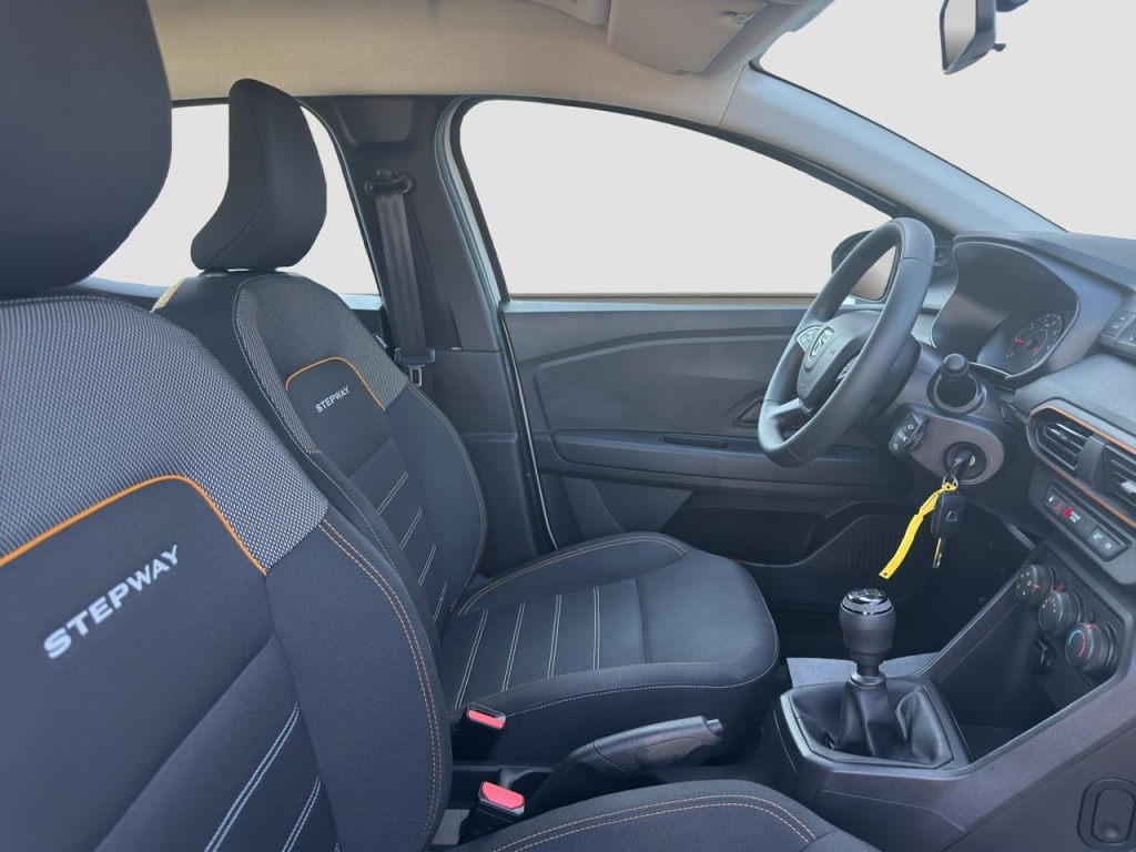 DACIA Sandero Stepway 1.0 Gasoline 91hp - ref: 7-55579 - Photo 12