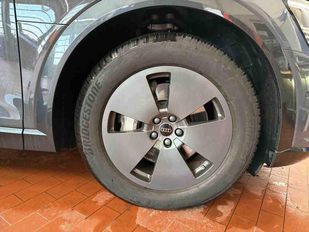 AUDI Q8 Advanced Elektro 340hp Quattro - ref: 7-55958 - Photo 12