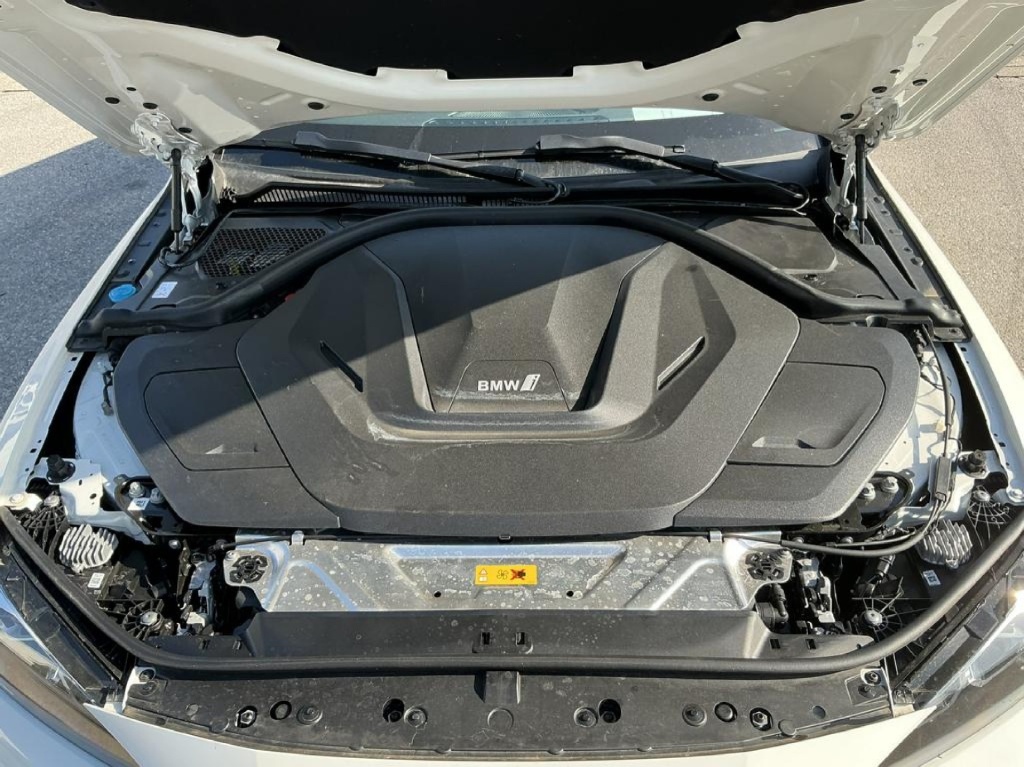 BMW I4 i4 - 40 e M Sport Elektro 340hp - ref: 7-55985 - Photo 16