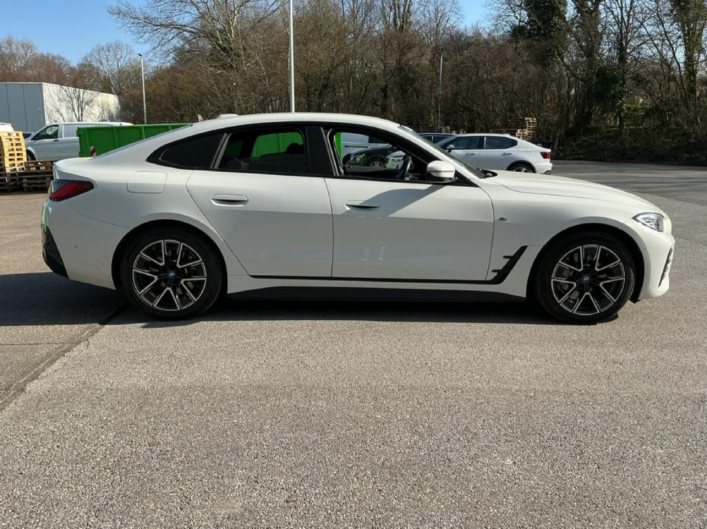 BMW I4 i4 - 40 e M Sport Elektro 340hp - ref: 7-55985 - Photo 8