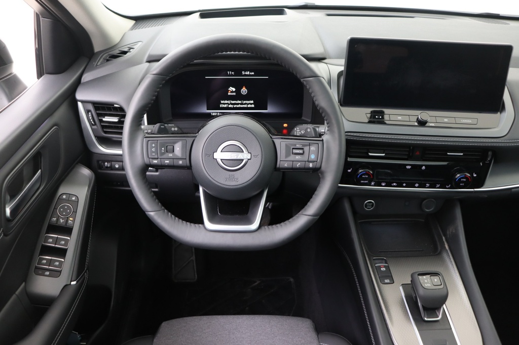 NISSAN Qashqai N-Connecta Winter Comfort + PANO + 2 Tone 1.3 DIG-T MHEV 158 hp Xtronic 2WD - ref: 7-56068 - Photo 11