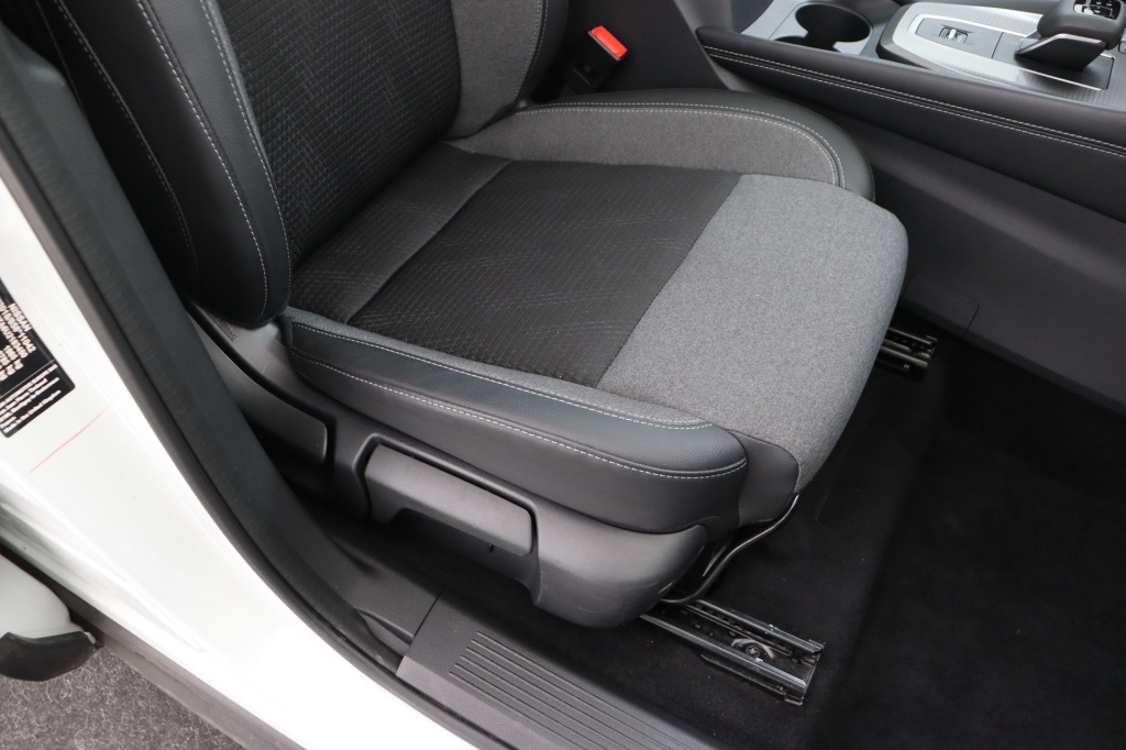 NISSAN Qashqai N-Connecta Winter Comfort + PANO + 2 Tone 1.3 DIG-T MHEV 158 hp Xtronic 2WD - ref: 7-56068 - Photo 16