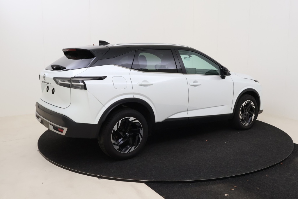 NISSAN Qashqai N-Connecta Winter Comfort + PANO + 2 Tone 1.3 DIG-T MHEV 158 hp Xtronic 2WD - ref: 7-56083 - Photo 5