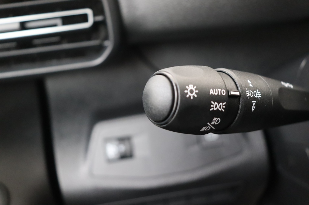 PEUGEOT Partner Long Heavy 1,5 BlueHDi 130 hp S&S EAT8    - ref: 7-56227 - Photo 17