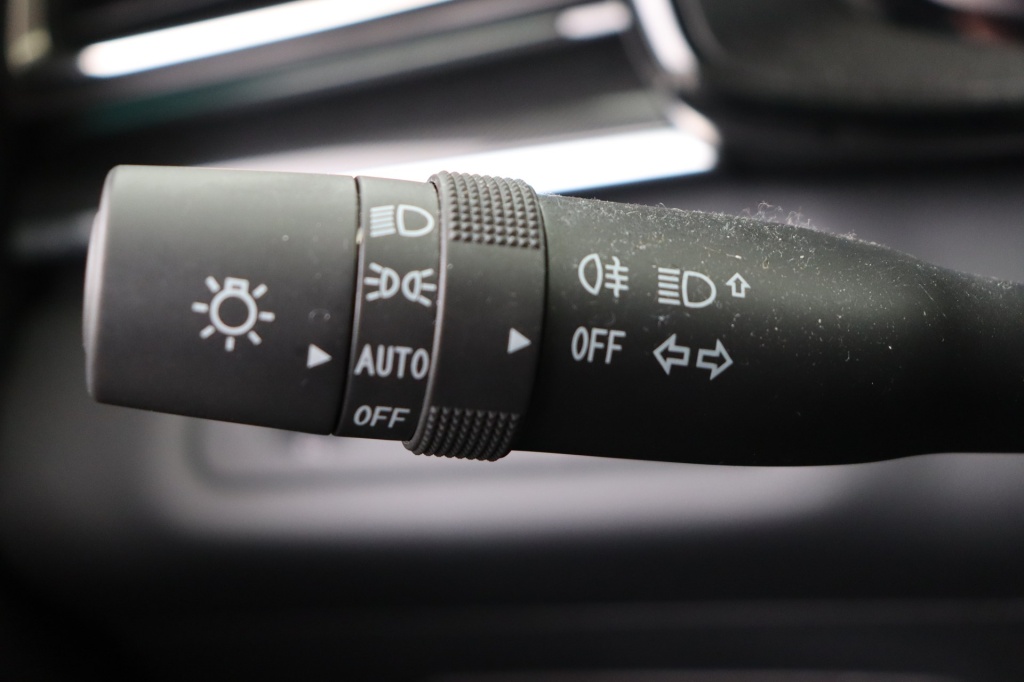 MAXUS EUNIQ6 BASE SB AT FWD - ref: 7-56257 - Photo 18