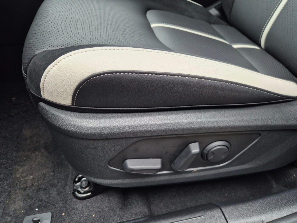 KIA Sportage 1.6 Gasoline 180hp 4x4 - ref: 7-56266 - Photo 15