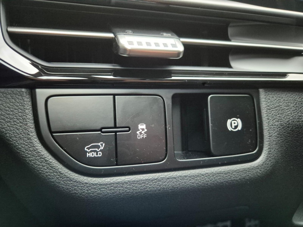 KIA Sportage 1.6 Gasoline 180hp 4x4 - ref: 7-56266 - Photo 16