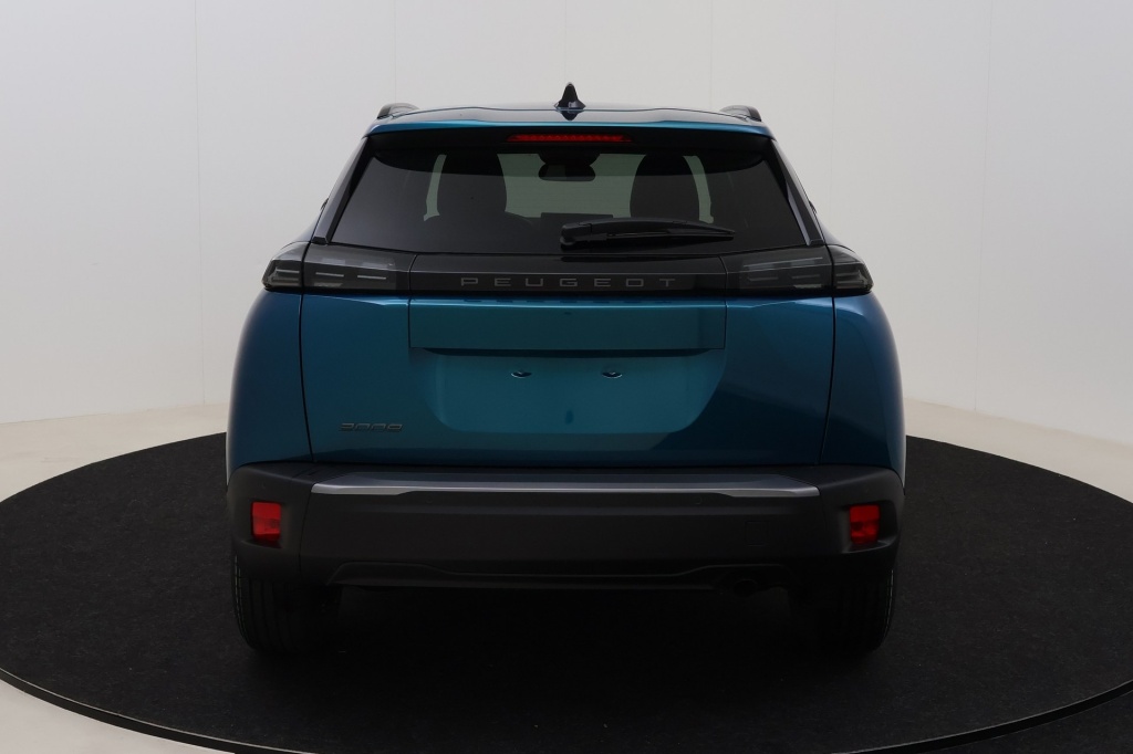 PEUGEOT 2008 Allure  1.2 Turbo 100 hp Man. 6    - ref: 7-56282 - Photo 7