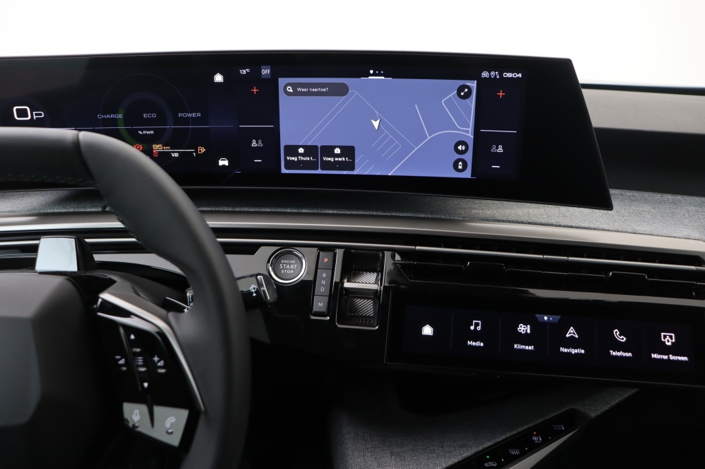 PEUGEOT 5008 Allure Hybrid 145 e-DCS6 - ref: 7-56362 - Photo 20